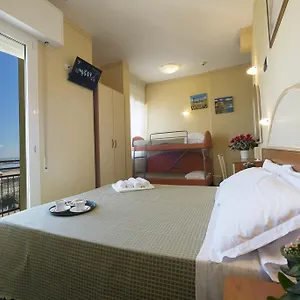 3* Szálloda Crosal